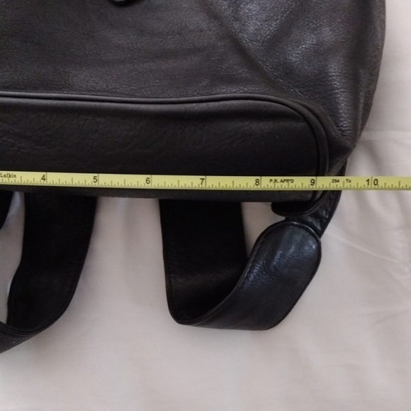 Boulder Ridge Leather Backpack - Picture 7 of 11